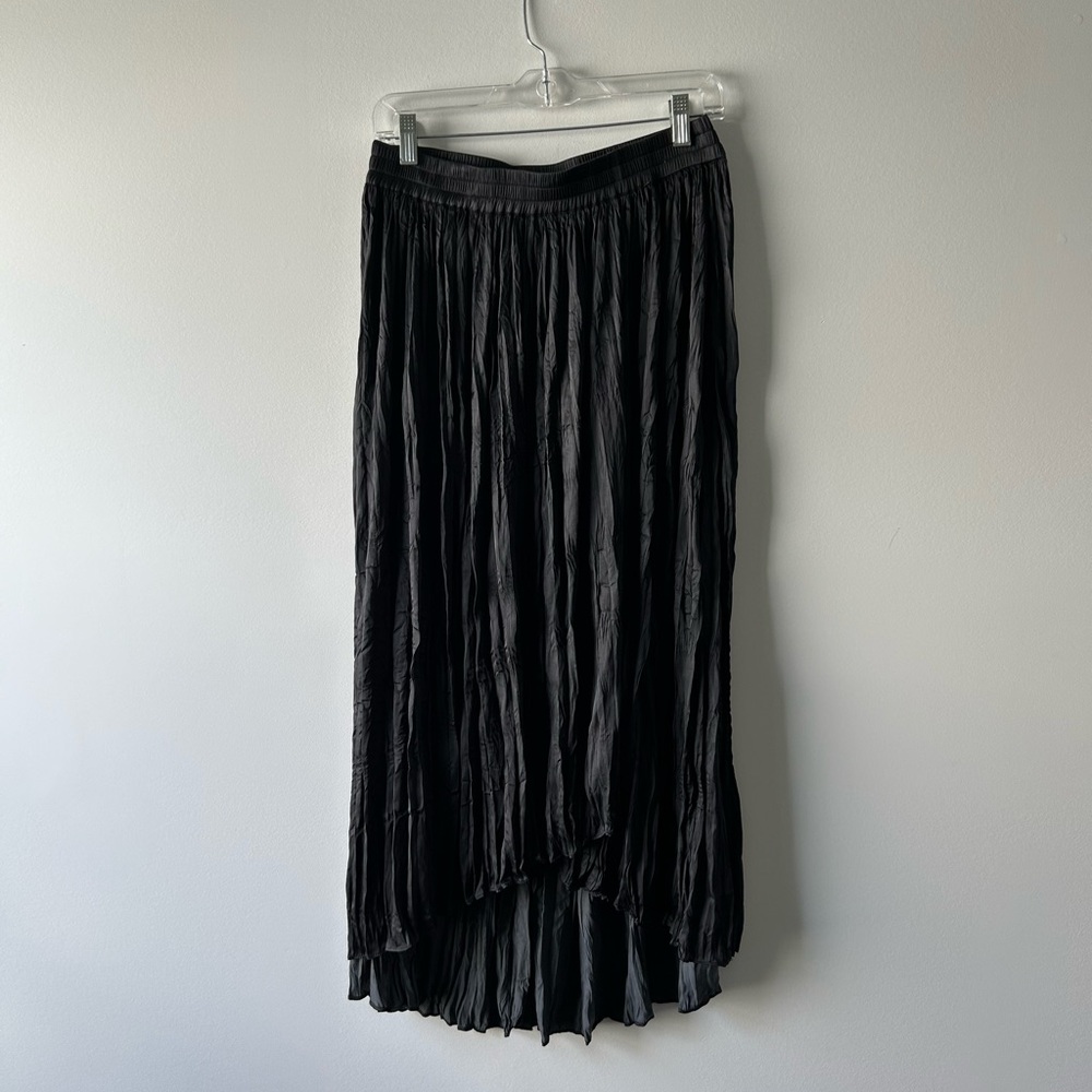 Current Air black pleated skirt